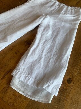 Passport White Linen Cropped Pants for Women
